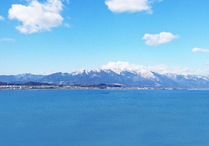 壮大な琵琶湖