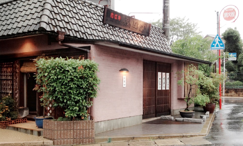 品川亭の店舗外観