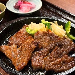タレで味付けされた近江牛肉